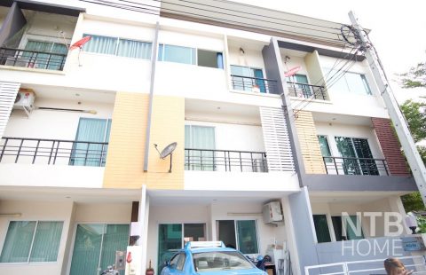 (ขายแล้ว) ทาวน์โฮม 3 ชั้น 35. 7 ตรว ใกล้ถนนเลี่ยงเมืองนนท์-แจ้งวัฒนะ