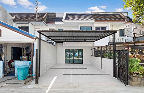 (ขายแล้ว) ทาวน์เฮ้าส์ 2 ชั้นตกแต่งใหม่ หมู่บ้านกอบกาญจน์ บางใหญ่-บางเลน ใกล้ รฟฟ.