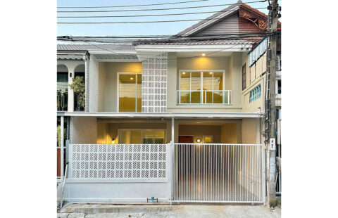 ทาวน์เฮ้าส์ 2 ชั้น หมู่บ้านพฤกษา 3 บางบัวทอง (ซอย 15)