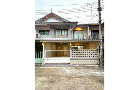 ทาวน์เฮ้าส์ 2 ชั้น หมู่บ้านพฤกษา 3 ซอย 70/2 ทำเลดีซอยวัดลาดปลาดุก