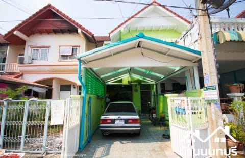 (ขายแล้ว) หมู่บ้านริมสวน ท่าอิฐ ปรังปรุงใหม่ทั้งหลัง