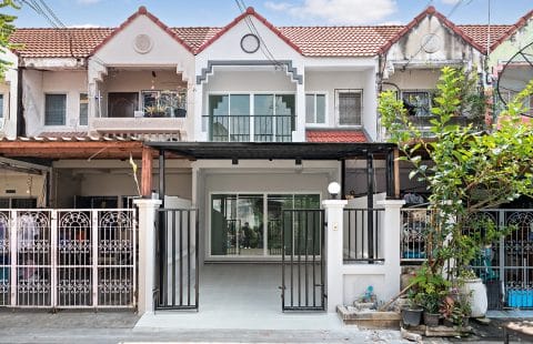 (ขายแล้ว) บ้านมือสองตกแต่งใหม่ หมู่บ้านเทพนคร สวนผัก 32 ใกล้ถนนใหญ่