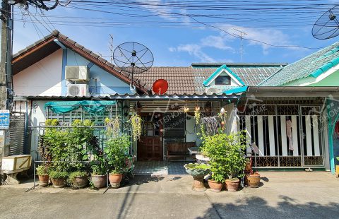 (ขายแล้ว) ทาวน์เฮ้าส์ชั้นเดียวหมู่บ้านเทพประทานวิลเลจ (ซอยวัดศรีเรืองบุญ) ใกล้ทางด่วน