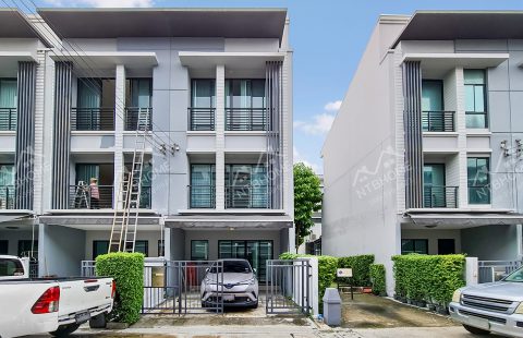 (ขายแล้ว) ทาวน์โฮม 3 ชั้น บ้านกลางเมือง รัตนาธิเบศร์ แปลงมุมพร้อมอยู่