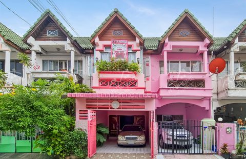 (ขายแล้ว) หมู่บ้านตะวันนา สนามบินน้ำ แต่งใหม่พร้อมอยู่