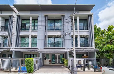 (ขายแล้ว) ทาวน์โฮม 3 ชั้น บ้านกลางเมือง รัตนาธิเบศร์ บิวท์อินเฟอร์นิเจอร์ทั้งหลังพร้อมอยู่