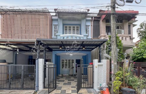 (ขายแล้ว) หมู่บ้านบุศรินทร์ บางบัวทอง หน้าบ้านไม่ชนใคร ต่อเติมครบ