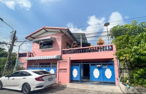 บ้านเดี่ยวสร้างเอง 2 ชั้น 2 หลังติดกัน ในซอยทานสัมฤทธิ์ 14 ติวานนท์ 38 ใกล้ศูนย์ราชการนนทบุรี