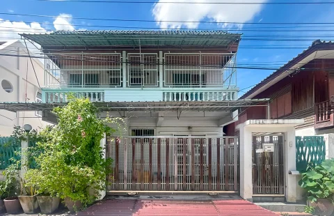 บ้านแฝดสร้างเอง 2 ชั้น ซอยบางรักใหญ่ 8 ต่อเติมครบ ทำเลดี ใกล้รถไฟฟ้า สถานีบางรักใหญ่