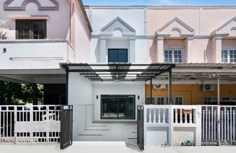 (ขายแล้ว) ทาวน์โฮม 2 ชั้น รีโนเวทใหม่ หมู่บ้านดวงแก้ว ปากเกร็ด – ติวานนท์ ต่อเติมครบ ทำเลดีติดถนนใหญ่