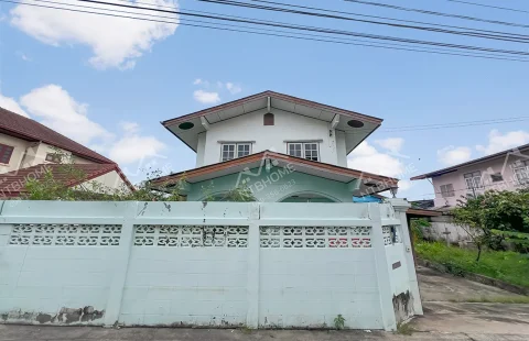 บ้านเดี่ยวสร้างเอง 2 ชั้น 116 ตร.ว. ในซอยสวนผัก 11 ตลิ่งชัน ต่อเติมครบ ทำเลดีใกล้ทางด่วนศรีรัช