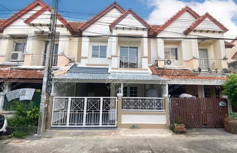 หมู่บ้านเจ้าพระยา ราชพฤกษ์ แต่งใหม่ ต่อเติมครบพร้อมอยู่ ทำเลดีติดตลาดเจ้าพระยา