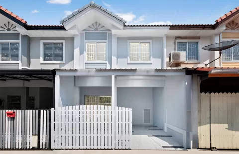 ทาวน์โฮม 2 ชั้น รีโนเวทใหม่ หมู่บ้านพฤกษา 38/1 บางกรวย-ไทรน้อย ต่อเติมครบพร้อมอยู่