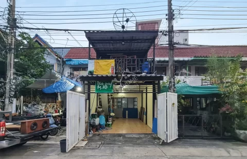 ทาวน์เฮ้าส์ 2 ชั้น ซอย เรวดี 57 แยก 8 รัตนาธิเบศร์ ต่อเติมครบ ทำเลดีใกล้รถไฟฟ้า