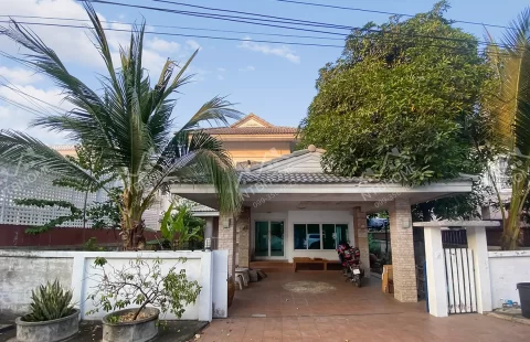 หมู่บ้านสินบดี บางบัวทอง ต่อเติมครบพร้อมอยู่ ทำเลดีในซอยกรมที่ดินบางบัวทอง