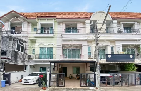 ทาวน์เฮ้าส์ 3 ชั้น รมัณยา พระราม 5 – นครอินทร์ ทำเลดีถนนเมน เข้าซอยไม่ลึก ตรงข้ามซอยวัดตะเคียน