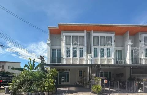 โกลเด้น ทาวน์ วงศ์สว่าง – แคราย แปลงมุม ต่อเติมครบ ทำเลดี ติดถนนใหญ่