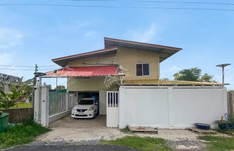 บ้านแฝด 2 ชั้น สร้างเอง อำเภอไทรน้อย 99 ตรว. ต่อเติมครบ ใกล้หาดเติมรัก บางบัวทอง