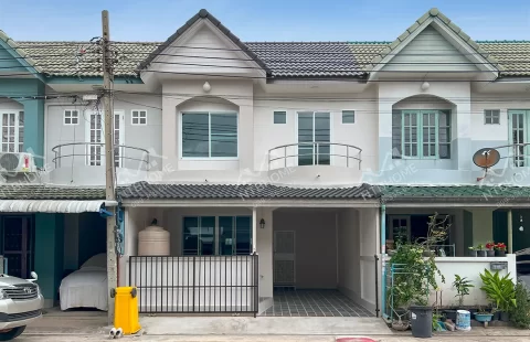 หมู่บ้านสุชา บางบัวทอง แยก 345 ปรับปรุงใหม่ ต่อเติมครบพร้อมอยู่