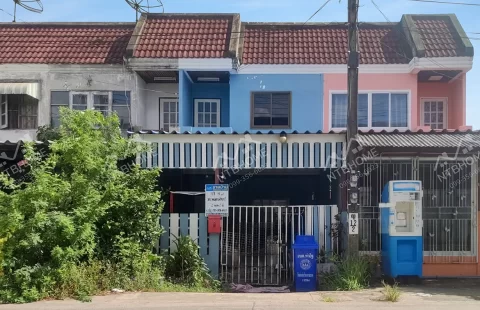 หมู่บ้านพลอยคันทรี่ ท่าอิฐ ต่อเติมครบ ทำเลดีใกล้รถไฟฟ้าสายสีม่วง