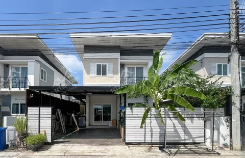 หมู่บ้านวิวสวน ไทรน้อย ต่อเติมครบพร้อมอยู่ ทำเลดีถนนเมนโครงการ