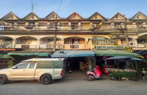 ทาวน์โฮม 3 ชั้น บัวทองธานี บางบัวทอง ซอย 14-15 ทำเลดีติดตลาด