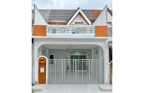 ทาวน์เฮ้าส์ 2 ชั้น หมู่บ้านบัวทอง 2 ต้นซอย ติดรถไฟฟ้าสายสีม่วง