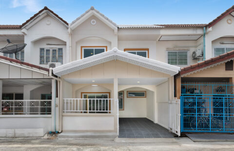 ทาวน์โฮม 2 ชั้น รีโนเวทใหม่ หมู่บ้านบัวทองธานีพาร์ค 17 บางบัวทอง ต่อเติมครบ ทำเลดีติดถนนใหญ่ พร้อมอยู่