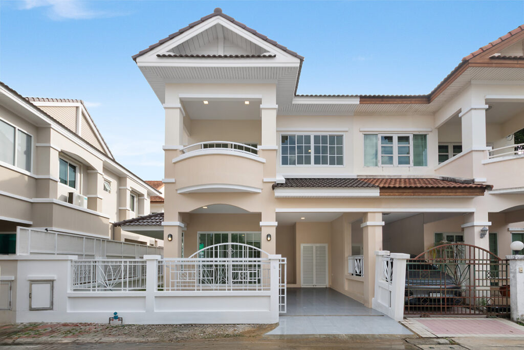 บ้านแฝด 2 ชั้น รีโนเวทใหม่ รติรมย์พาร์ค ราชพฤกษ์-กาญจนาภิเษก (สวนผัก32) ทำเลดี ใกล้เซ็นทรัล เวสต์วิลล์